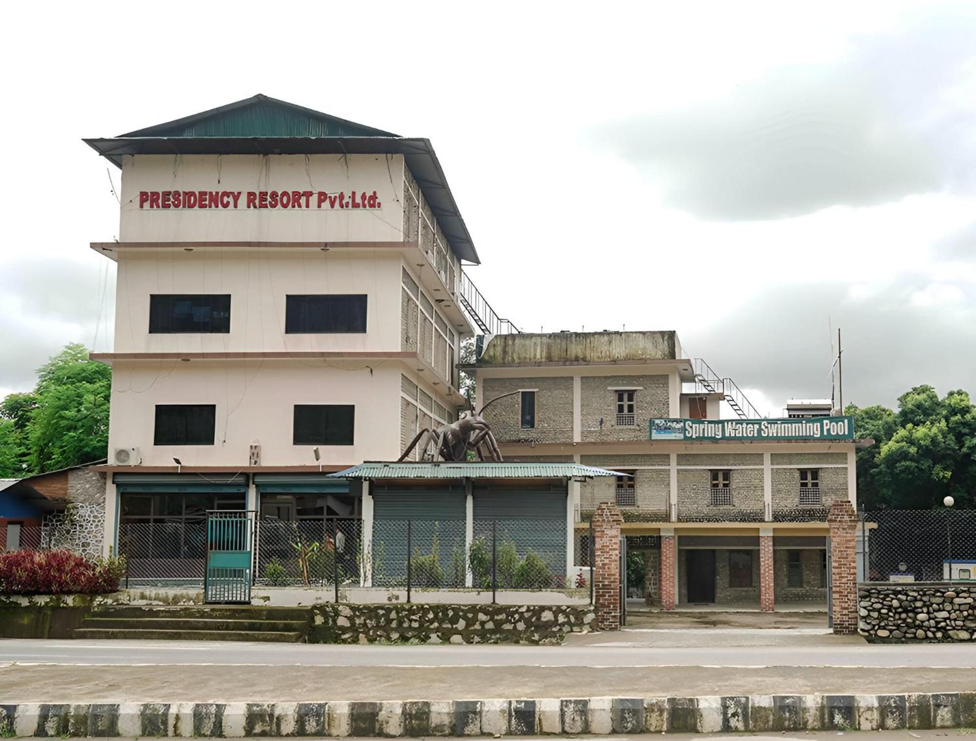 Presidency Resort Upardang Gadhi Buitenkant foto